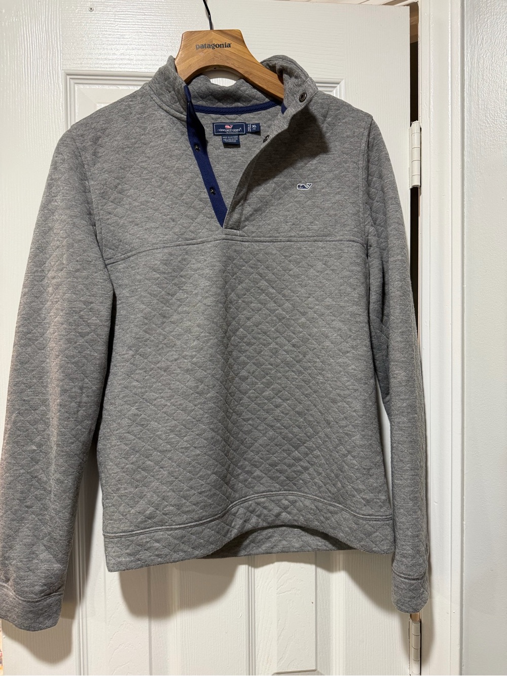Vineyard Vines Quilted Gray Snap-Quarter Pullover Sweater / boys youth xl